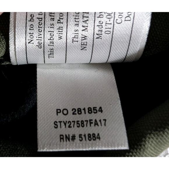 Patagonia Recycled Duck Down Reversible Bivy Down Vest Mens Medium Green/Black - Picture 10 of 11